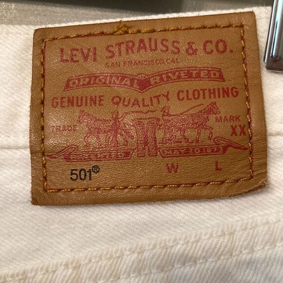Levi’s 501 high rise denim cutoff shorts white distressed button fly size 29 - Picture 12 of 14